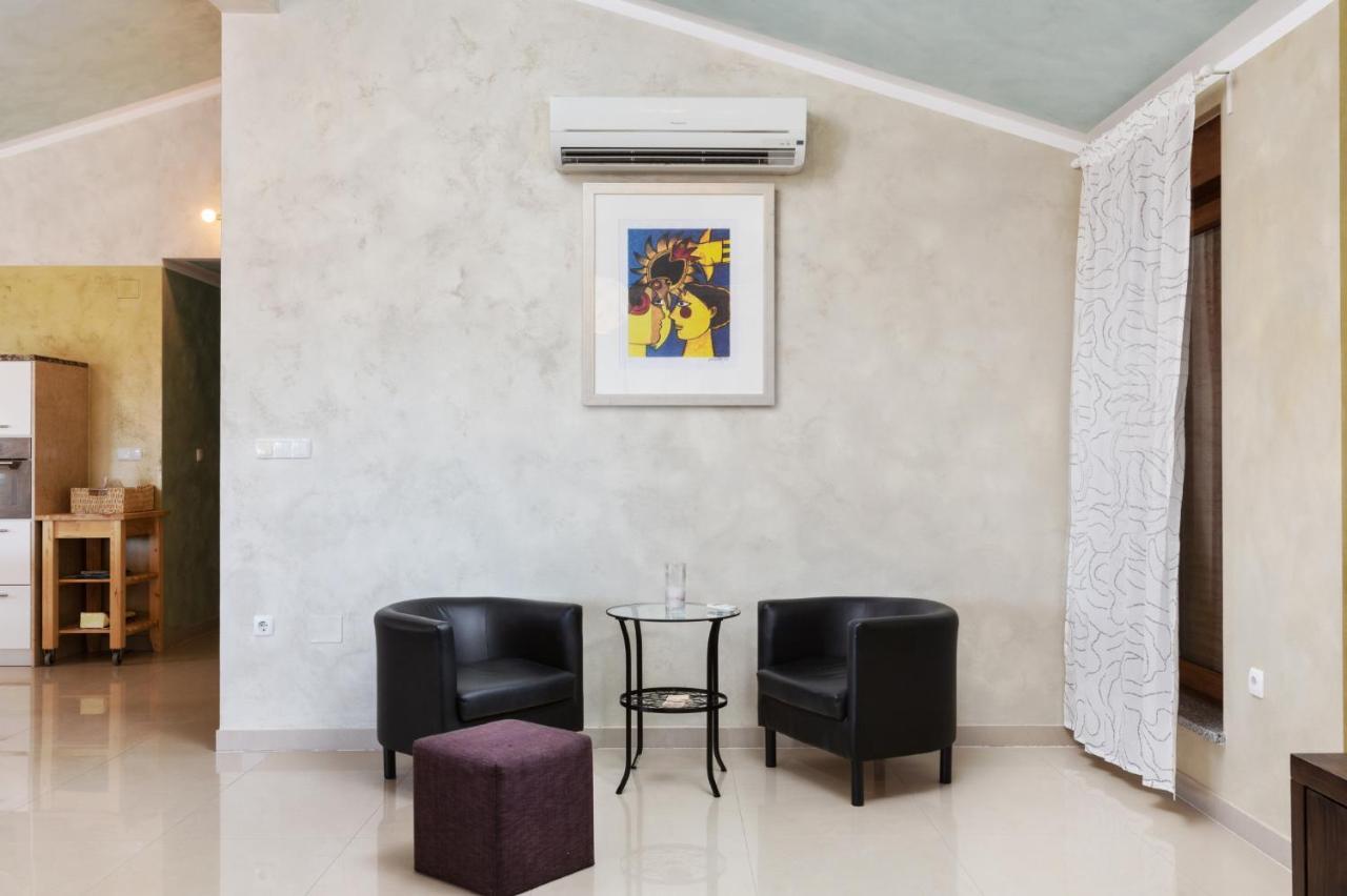 Marlera - Penthouse Apartment Liznjan Luaran gambar
