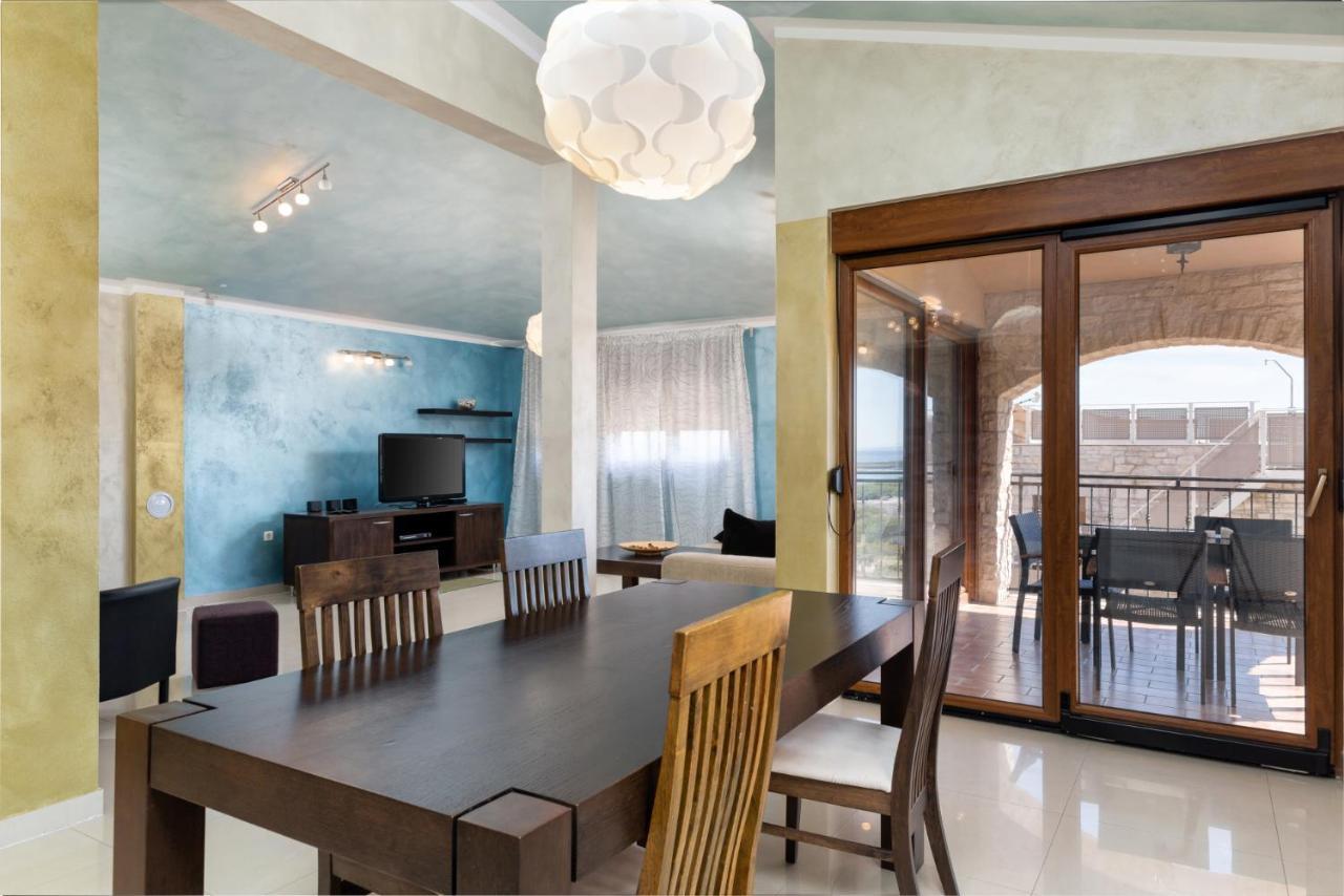 Marlera - Penthouse Apartment Liznjan Luaran gambar